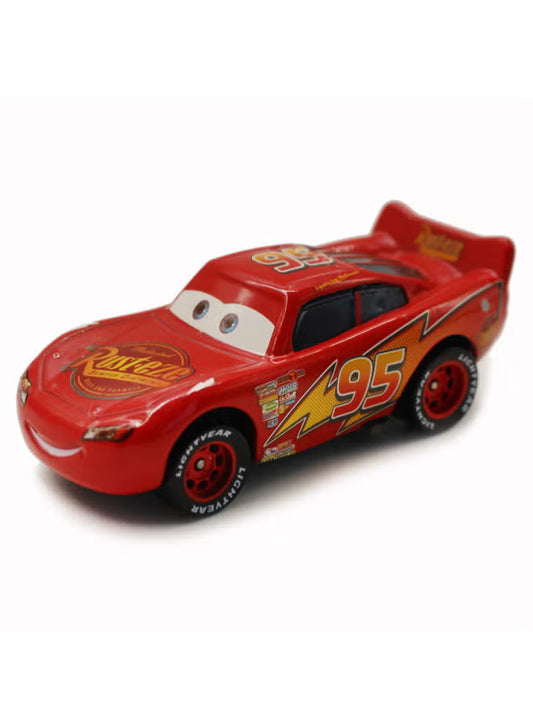 سيارة لايتنينج ماكوين من كارس المعدنية – سيارة السباق الحمراء رقم 95 | Lightning McQueen Die-Cast Metal Toy Car – Cars Racing Collectible #95