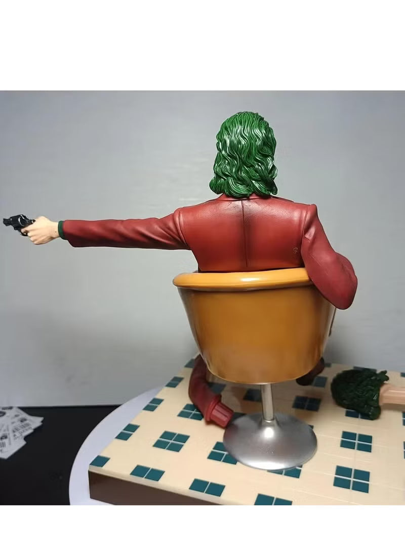 مجسم الجوكر الجالس بتصميم سينمائي – تمثال ديكوري مفصل للعرض والاقتناء | Seated Joker Collectible Figure – Detailed Movie-Style Display Statue